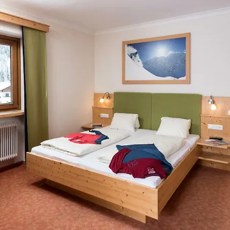 Sporthaus Troger Gæstehus *