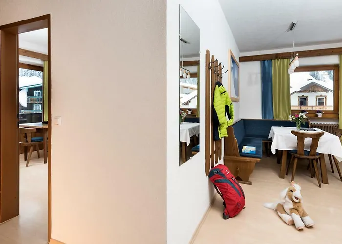 Sporthaus Troger Guest house