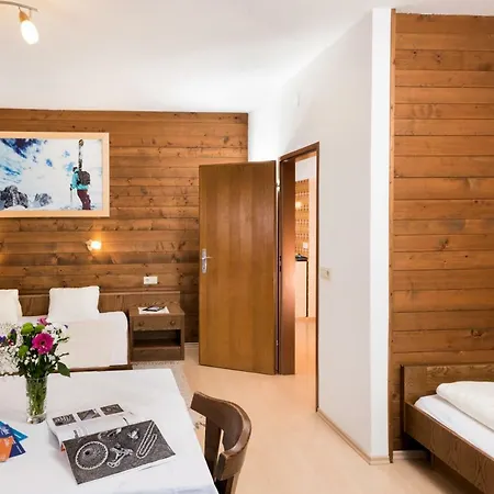 Casa de hóspedes Sporthaus Troger *