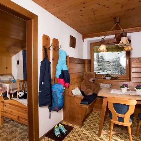 Sporthaus Troger Guest house *